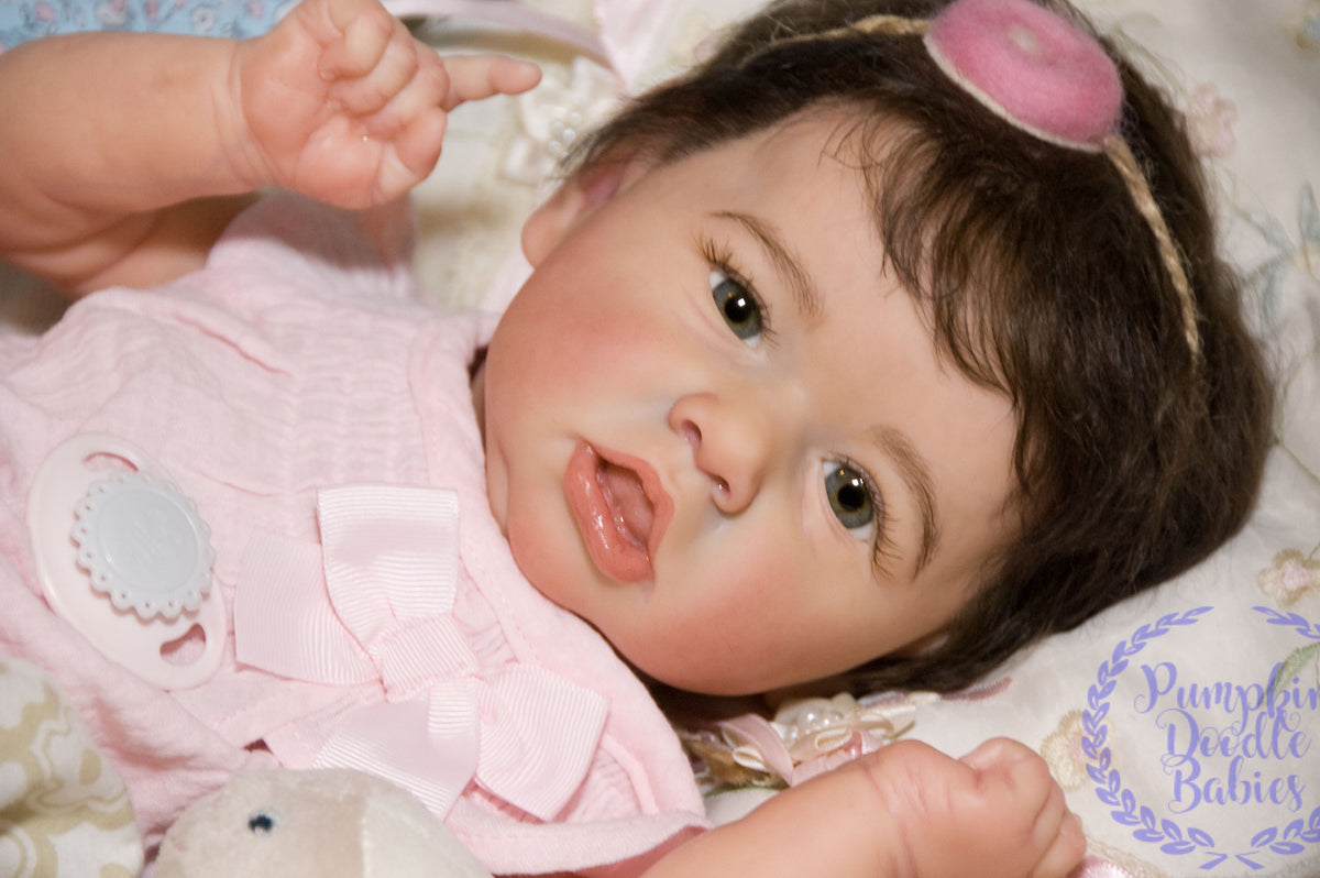 Saskia by Bonnie Brown – Pumpkin Doodle Babies