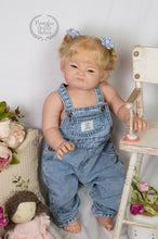 Load image into Gallery viewer, Fouchie by Ping Lau